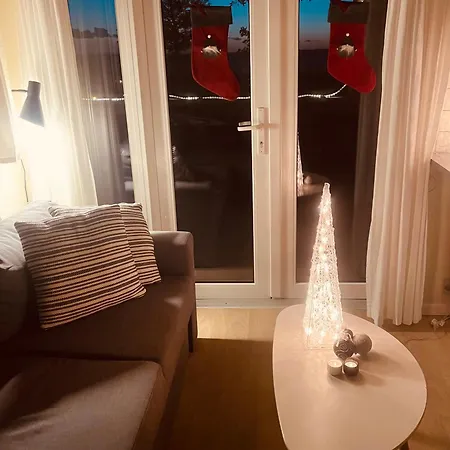 Apartment Emmerbolle Med Havudsigt